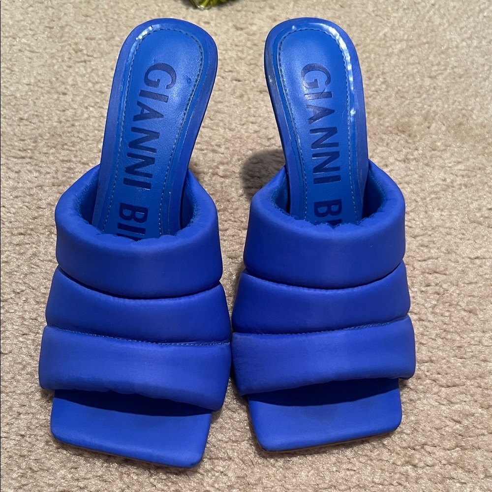 Gianni Bini Vibrant Blue Mules